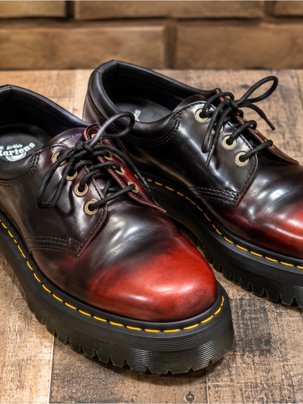 Dr Martens  Men's Burgundy to Black Gradient Leather Oxfords M11 W12 new no box